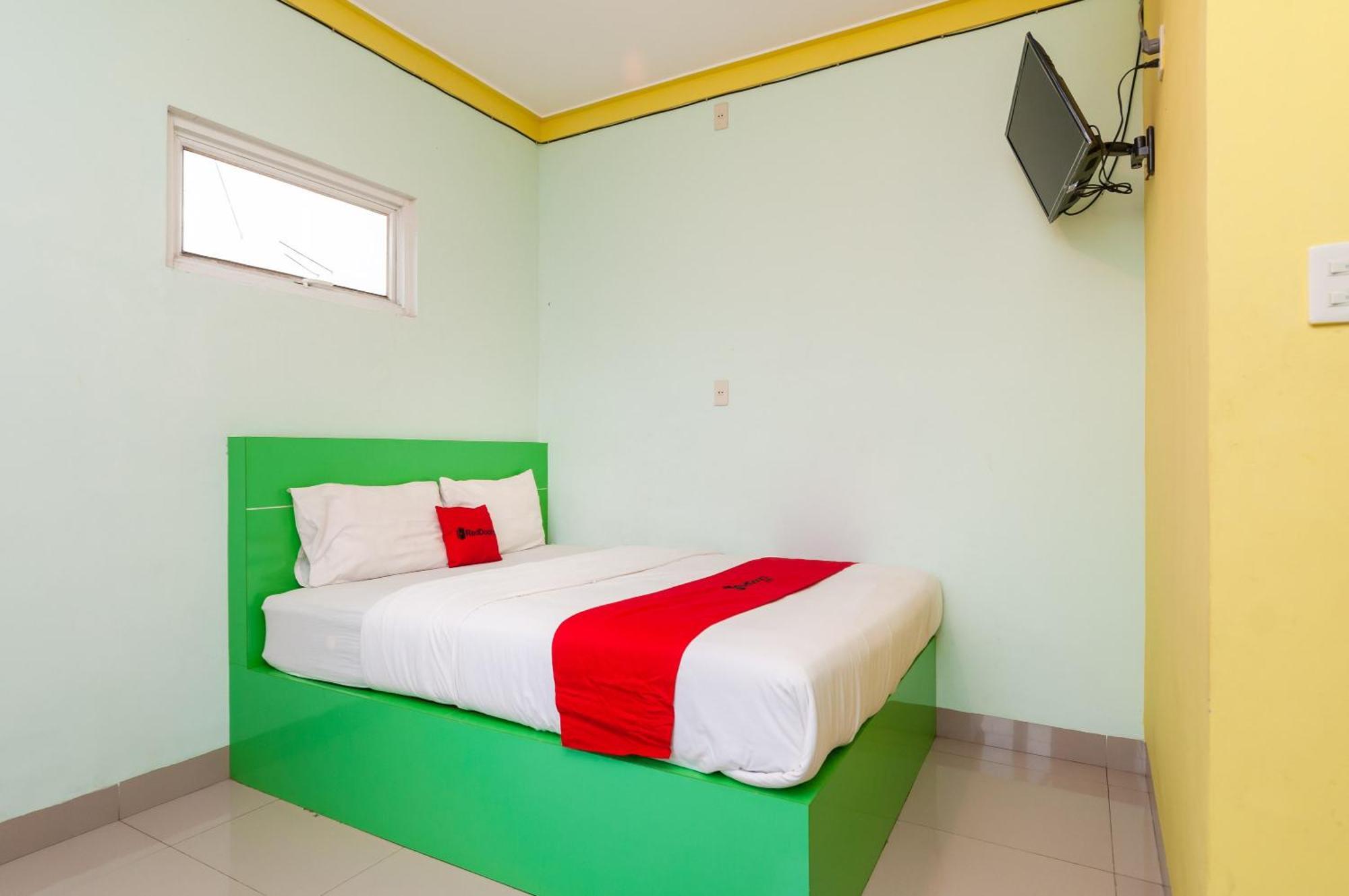 Reddoorz Syariah At Dinda Residence Medan Eksteriør billede