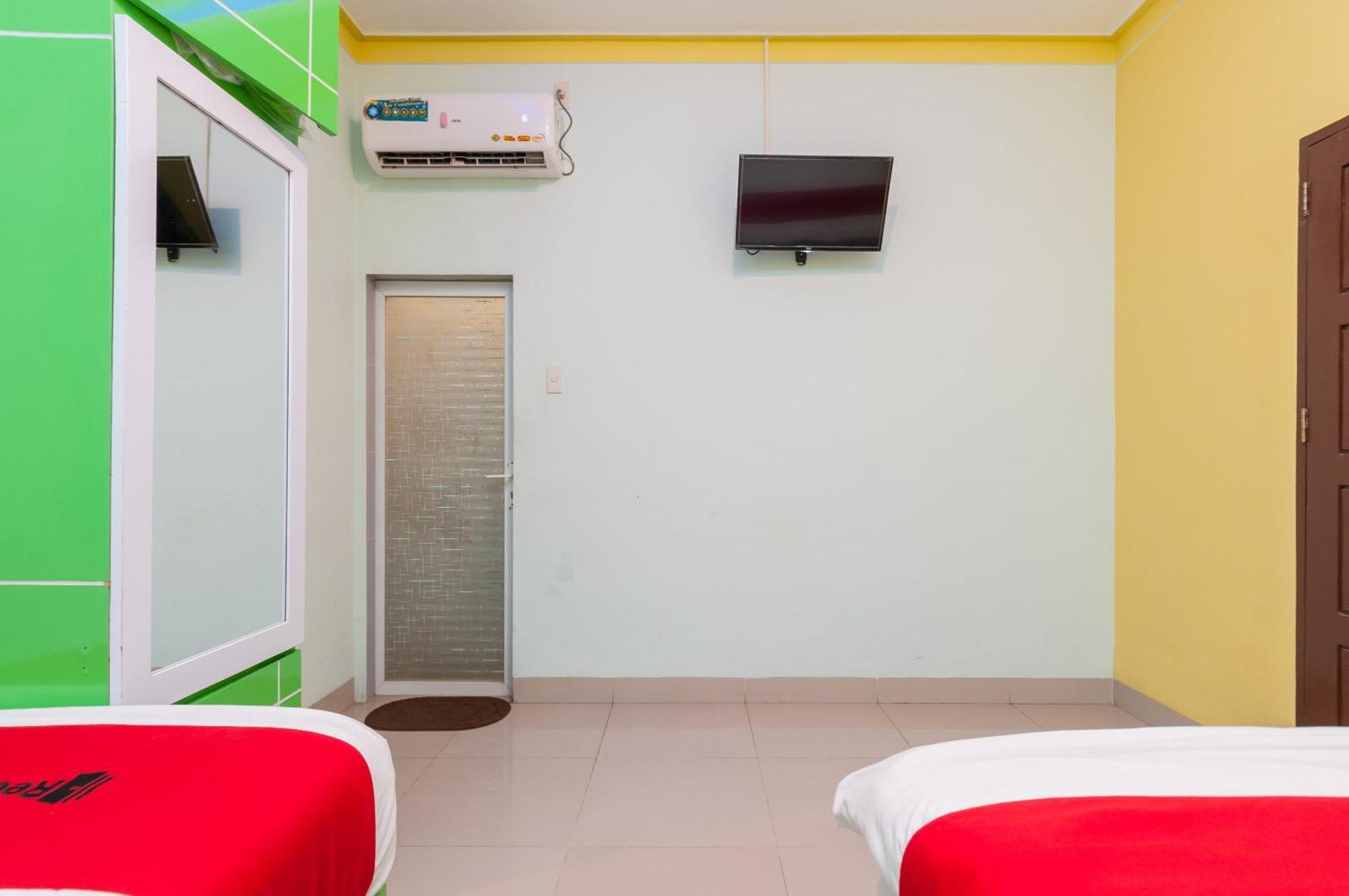 Reddoorz Syariah At Dinda Residence Medan Eksteriør billede