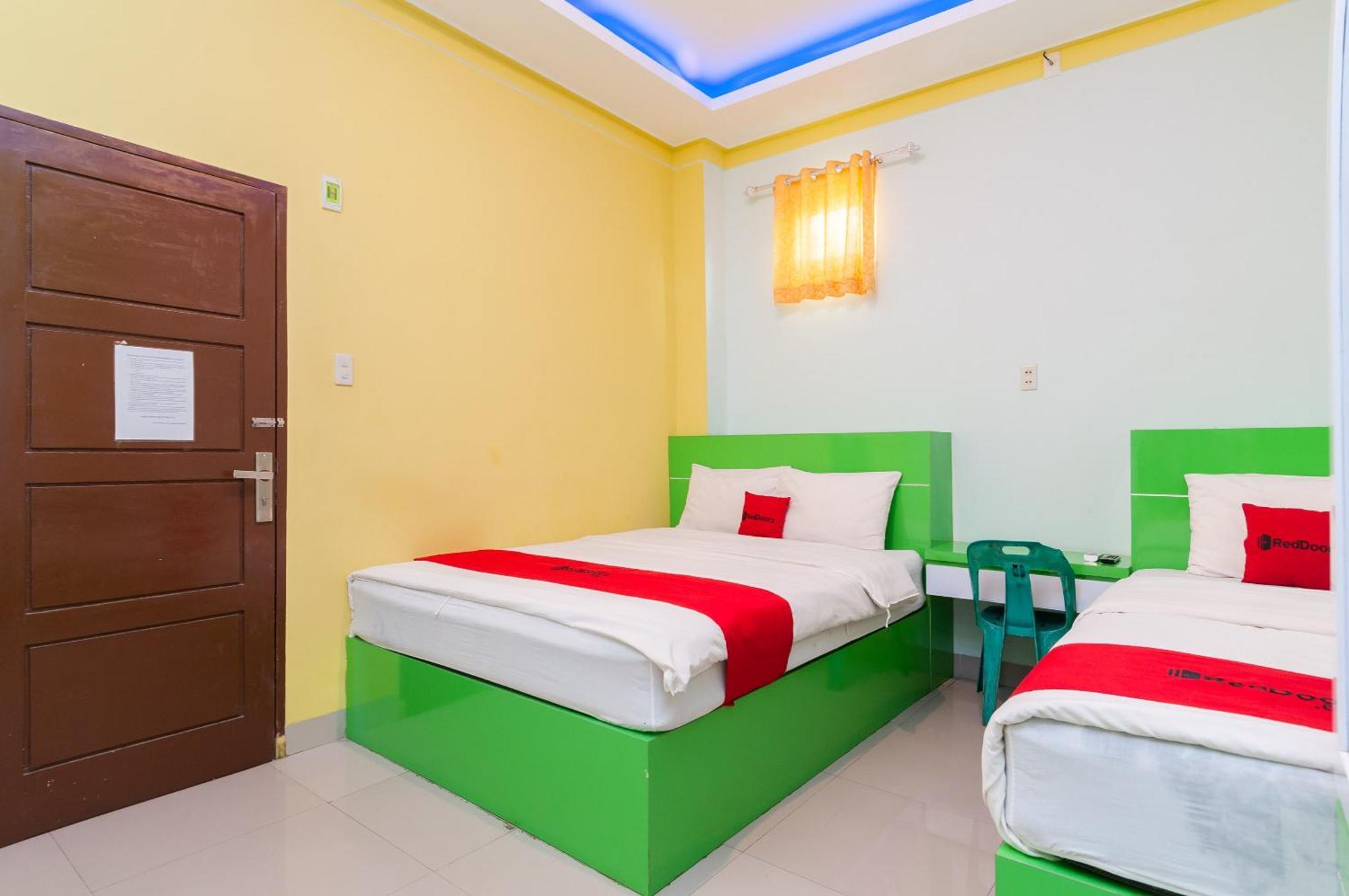Reddoorz Syariah At Dinda Residence Medan Eksteriør billede